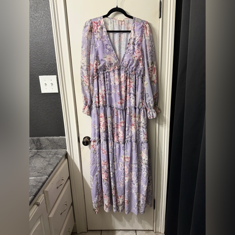 Eesome Lavender Floral Maxi Dress